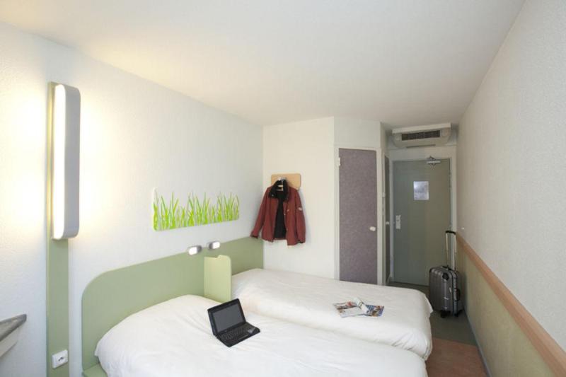 Ibis Budget Carcassonne La Cite Екстер'єр фото
